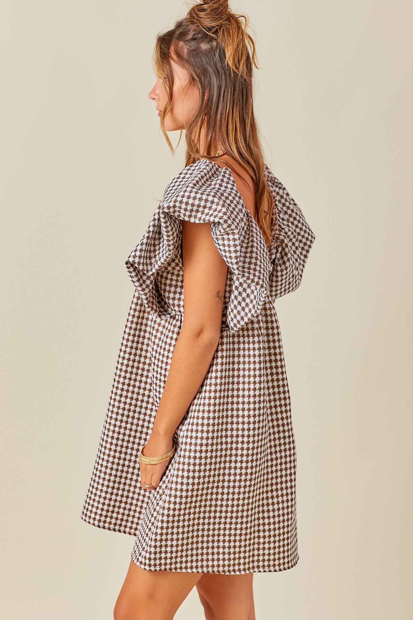 Love You a Latte Houndstooth Babydoll Dress