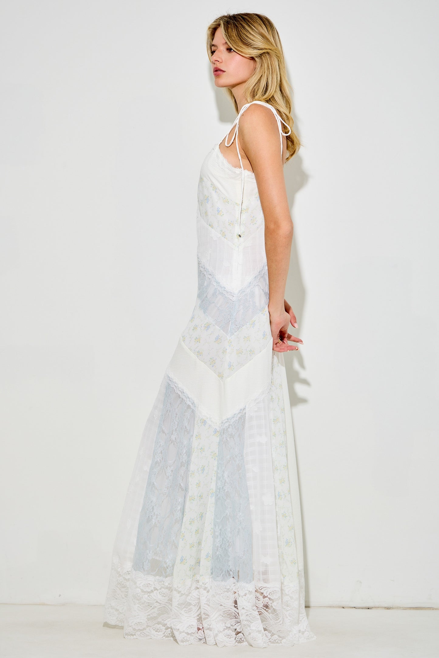 Wonderland Patterned Maxi Dress